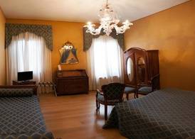 Hotel Locanda Canal 5