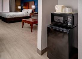 Comfort Suites Prestonsburg West 5