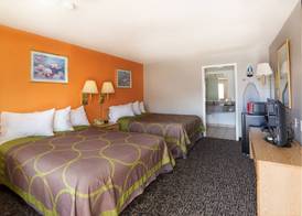Cedar Valley Inn 5