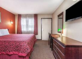 Red Carpet Inn 3