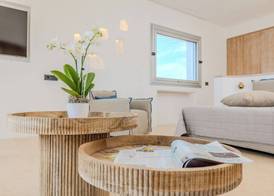 Antares Rooms and Suites 3
