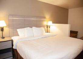Econo Lodge Pueblo North 4