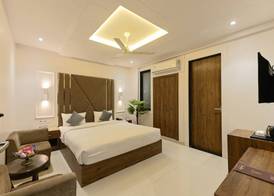 Hotel Avalon Palms Agra 2