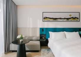 December Hotel 4