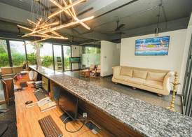 Shelter Beach Resort 5
