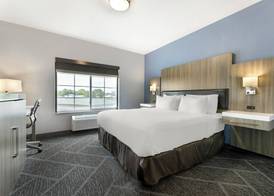 Wyndham Garden Appleton 4