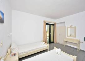 Milos Apartments 5