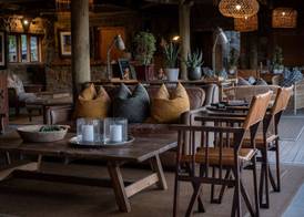 HillsNek Safari Camp – Amakhala Game Reserve 3