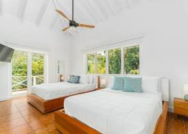 Blue Roatan Resort 2