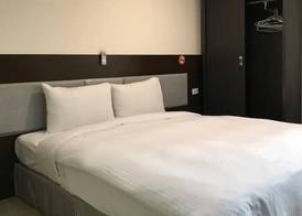 Big Bear Hotel 5