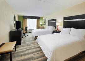 Holiday Inn Express & Suites I-26 & US 29 AT WESTGATE MALL by IHG 4