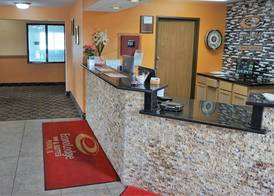 Econo Lodge Inn & Suites Pekin - Peoria Area 2