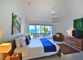 Cupecoy Beach Club 5