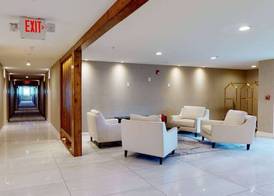 Ramada by Wyndham Strasburg - Shenandoah Valley 4