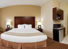 Holiday Inn Express & Suites AMARILLO SOUTH by IHG 4