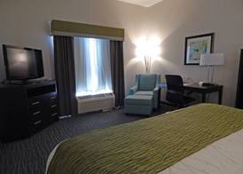 Ramada by Wyndham Burkburnett - Wichita Falls 5