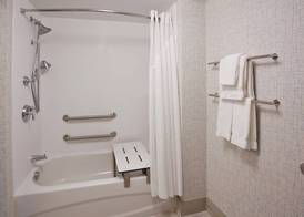 Holiday Inn Express ROSEVILLE-ST. PAUL by IHG 5