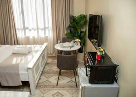 Elegant Comfy Studio 2