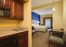 Holiday Inn Express & Suites TOWER CENTER NEW BRUNSWICK by IHG 5