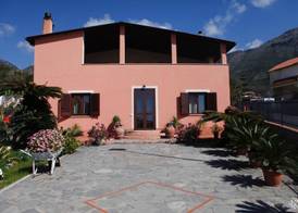 B&B Umballa 2