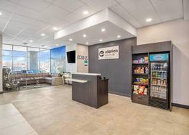 Clarion Pointe Winnipeg - St Vital District 2
