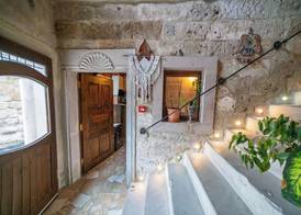 Zeus Cave Suites 3