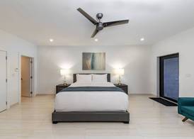 Seascape Grace Bay Hotel & Townhome Villas 5