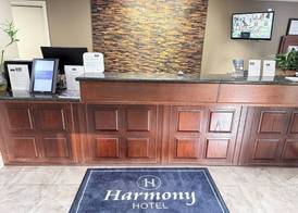 Harmony Hotel, Hernando 3
