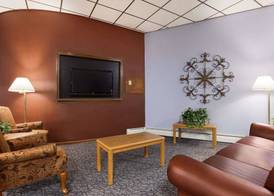 Travelodge by Wyndham Motel of St Cloud 2