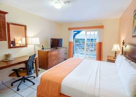 Bay Gardens Inn 5