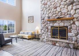 Quality Inn & Suites Lodi I-90 4
