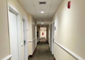 Ozone Inn & Suites 3