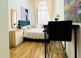 5BR Apt 10min to Matzleinsdorfer 4