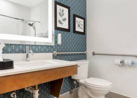 Country Inn & Suites by Radisson, Georgetown, KY 4