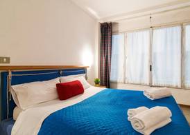 GuestHost - Ponte Vecchio Florence Apartment 4
