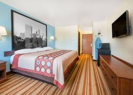 Super 8 by Wyndham Claremore OK 4