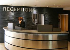 Damon’s Hotel 2