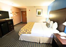 Baymont by Wyndham Marshalltown 4