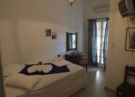 Eden Ios Rooms 2