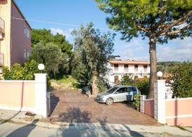 Kouros Apartments & Studios By Hotelius 4