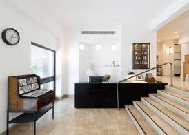 Lily & Bloom Boutique Hotel 2