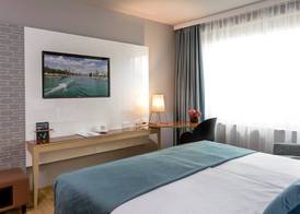 Leonardo Hotel Zurich Airport 5