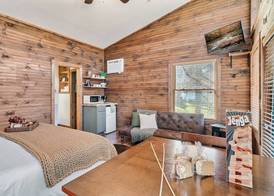 Rivers Edge Treehouses 4