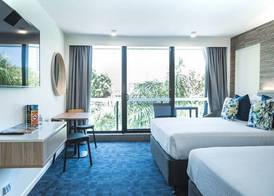 Paradise Resort Gold Coast 3