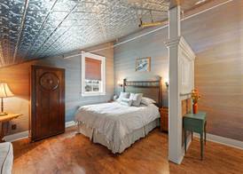 Mccloud Mercantile Hotel 5
