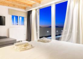 Iakinthos, Tsilivi Beach 3