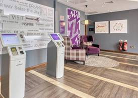 Premier Inn London Hammersmith - Shepherds Bush Road 3