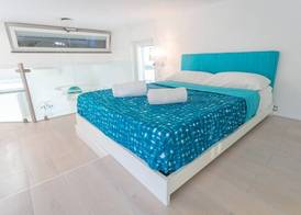 Rooftop luxury apartment 4