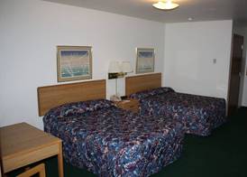 Econo Lodge Waupaca 5