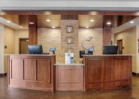 Comfort Inn & Suites 3